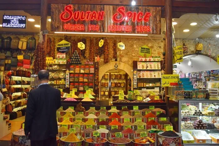 "Viagra Tea" en el bazar de Antalya
