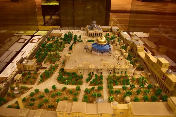 Maqueta de mezquita Al-Aqsa en Jerusalem