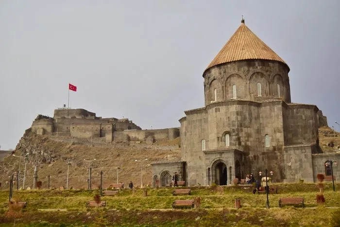 Iglesia armenia de los doce apóstoles en Kars