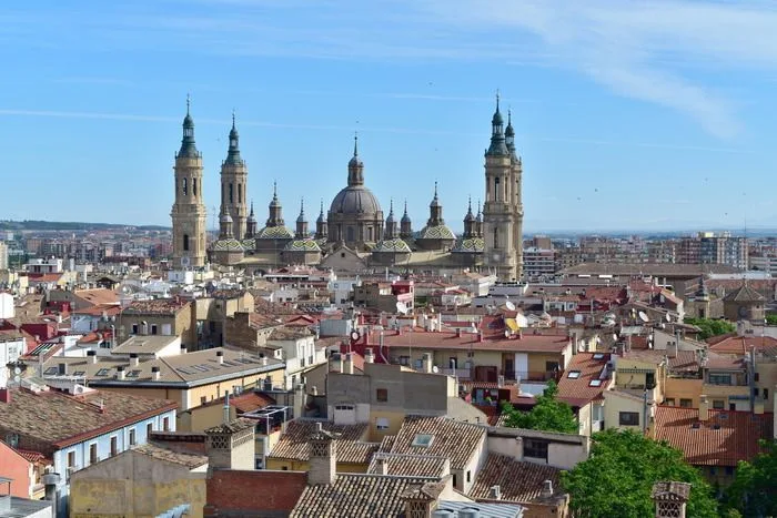 Vistas aéreas de la basílica del Pilar