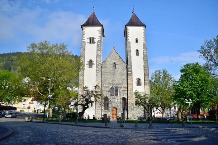 Iglesia de Mariakirken