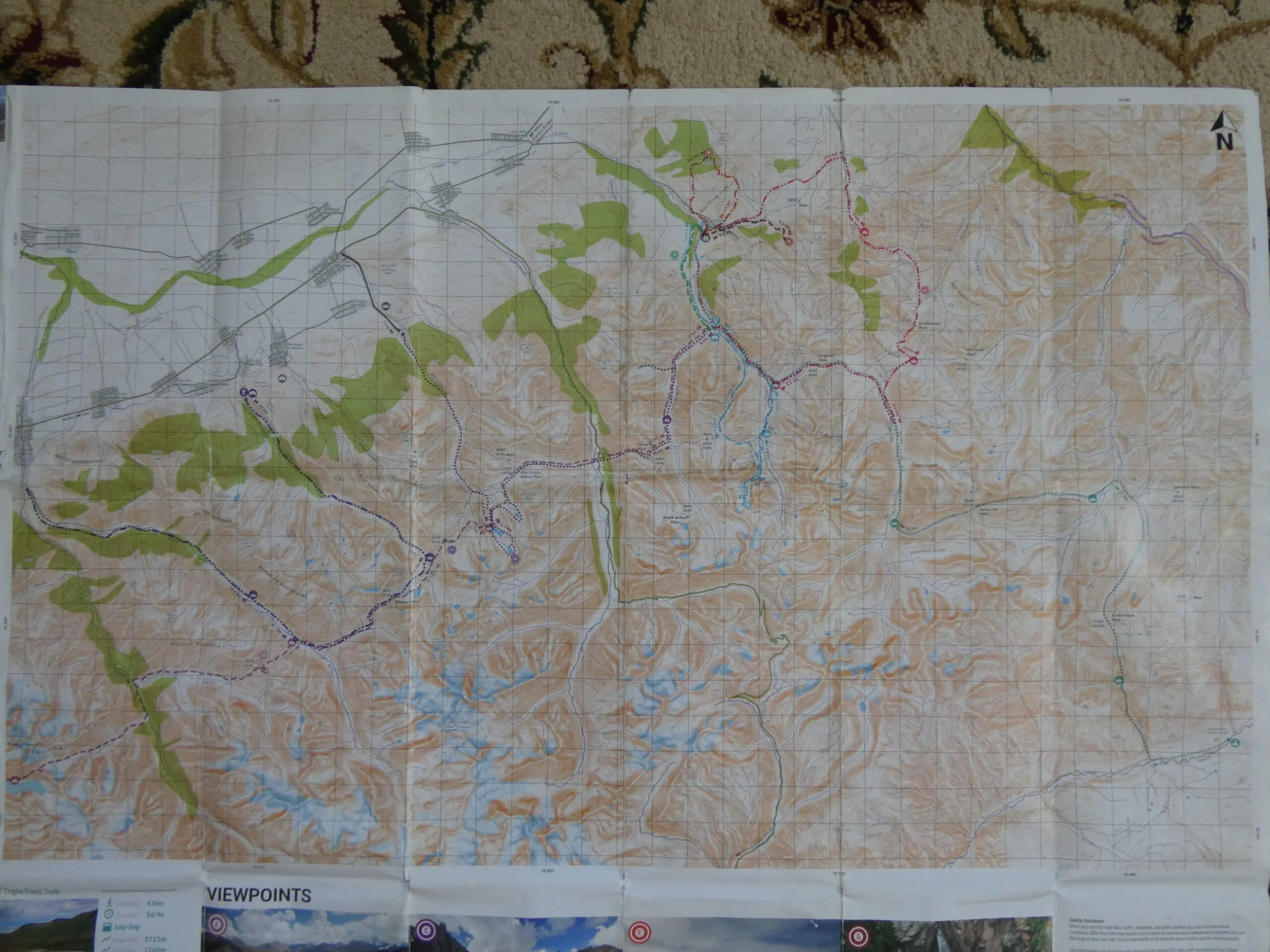 Mapas de diferentes rutas en la cordillera Tian Shan cerca de Karakol pasando por el lago Ala Kul y Jyrgalan