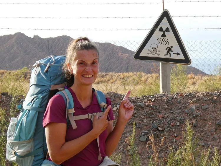 Zona de restos radioactivos en la mina de uranio de Kaji Say