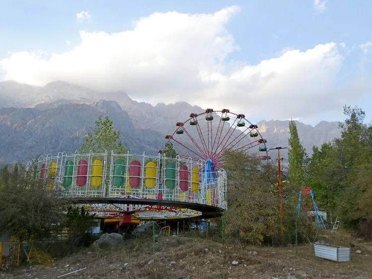 Parque de atracciones en Arslanbob