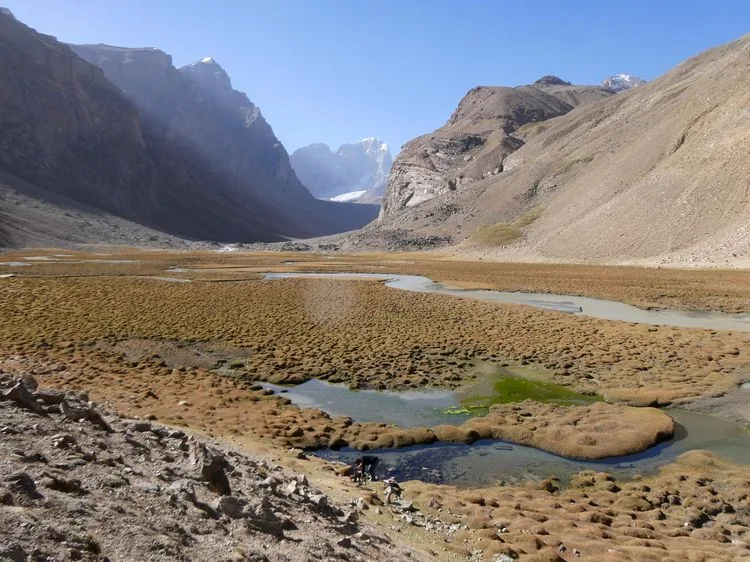 Al fondo el pico Engels después de una bonita excursión desde Langar