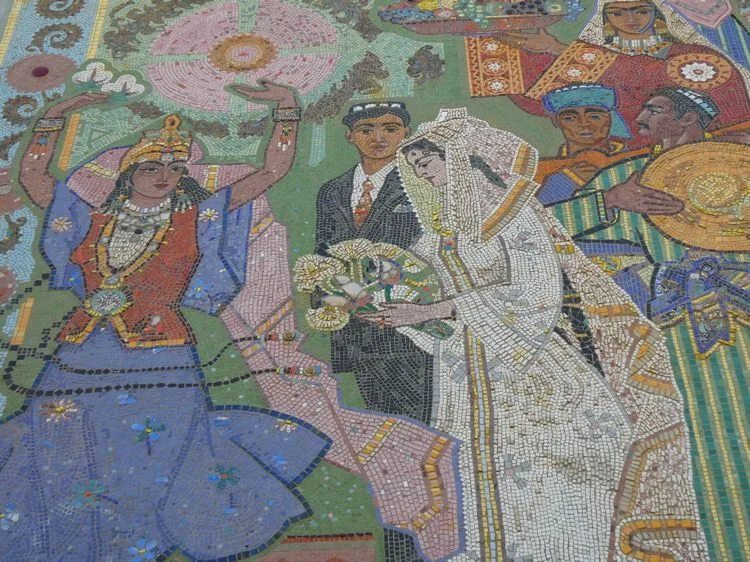 Antiguos mosaicos de el época soviética