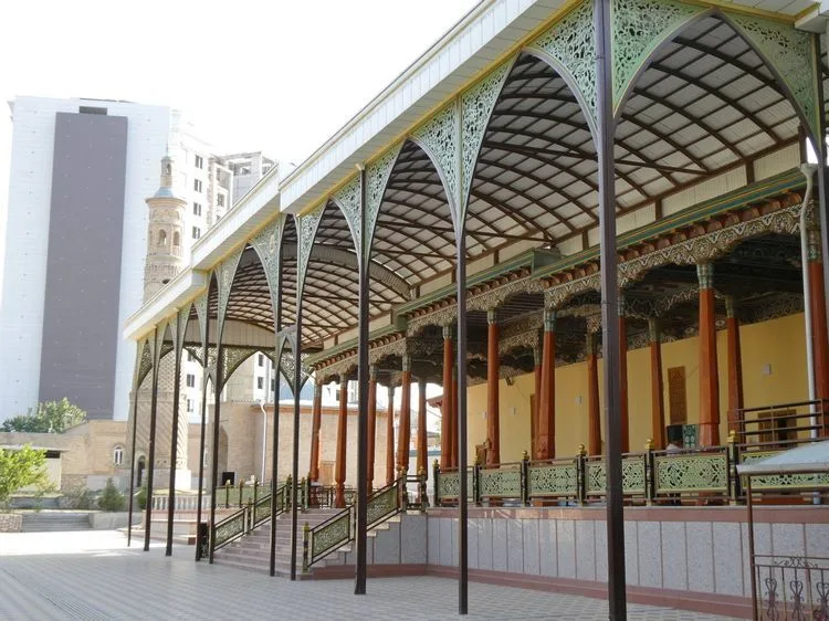 Mausoleo y mezquita de Hazrati Shoh