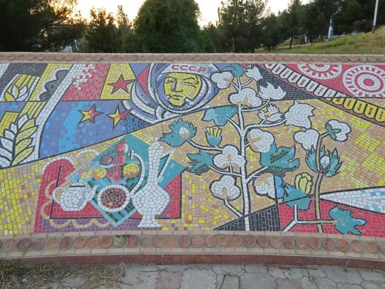 Mosaicos de la antigua URSS y el algodón tan importante en este país