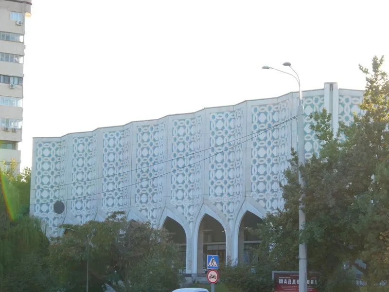 Hall de exhibiciones de la Academia de Artes Uzbeka