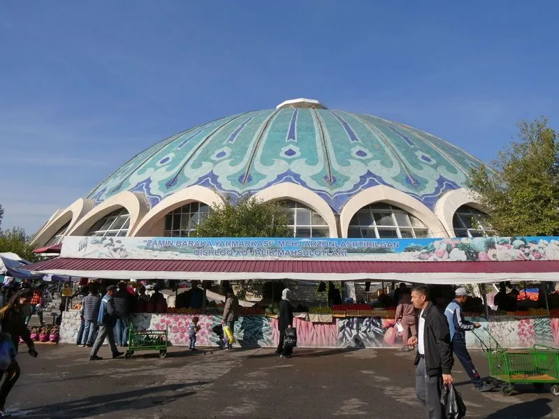 Exterior de Chorsu Bazaar