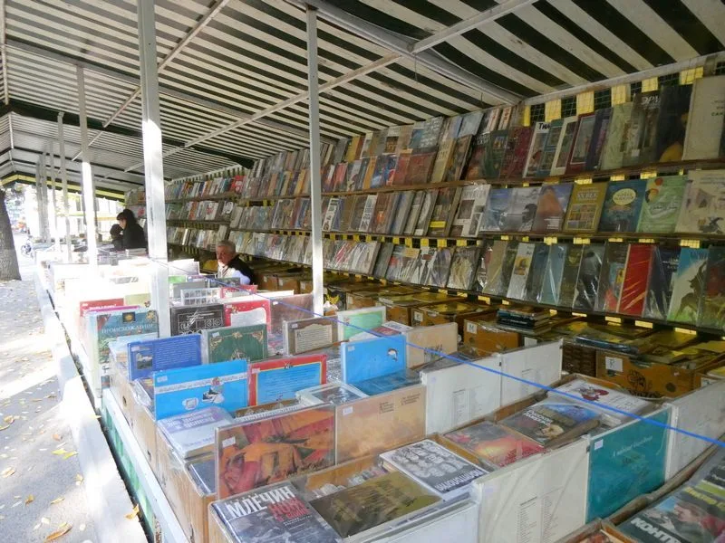 Mercadillos con baratijas soviéticas