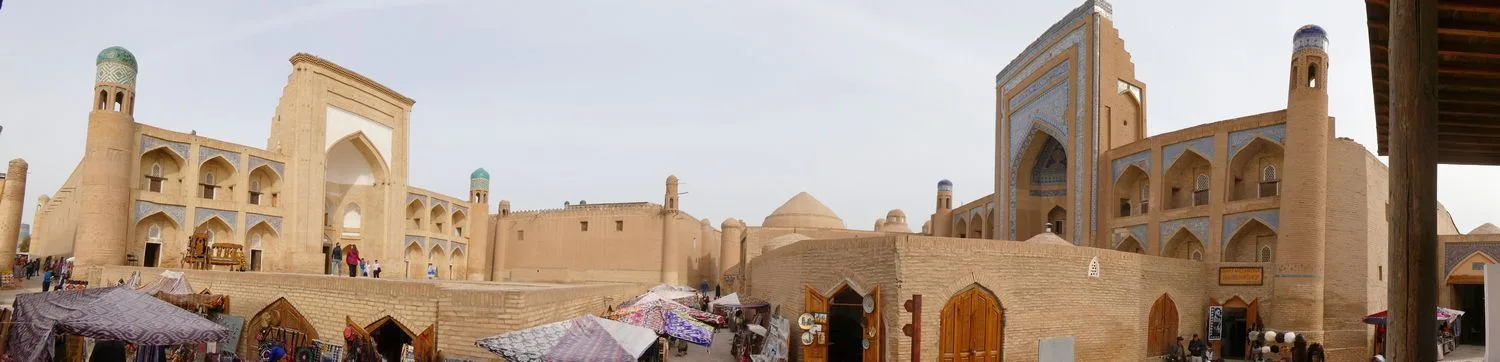 Madraza y caravanserai de Allakuli-Khan