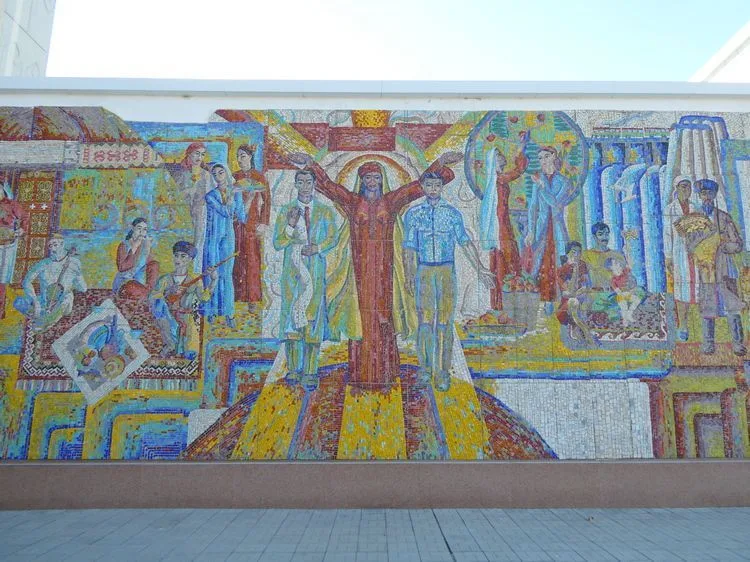 Mosaico soviético en Nukus
